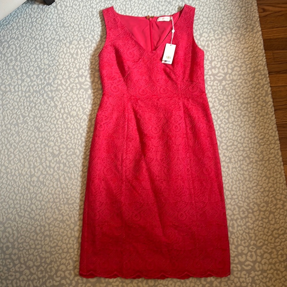 Pretty Tory Burch embroidered red dress scalloped hemline